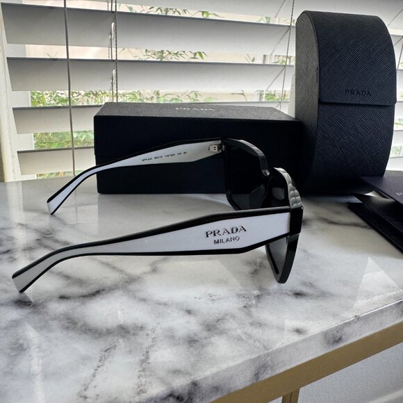 SOLD! PRADA PR 24ZS 56 Women's Square Sunglasses - Black/Gray - New in Box - Picture 8 of 13
